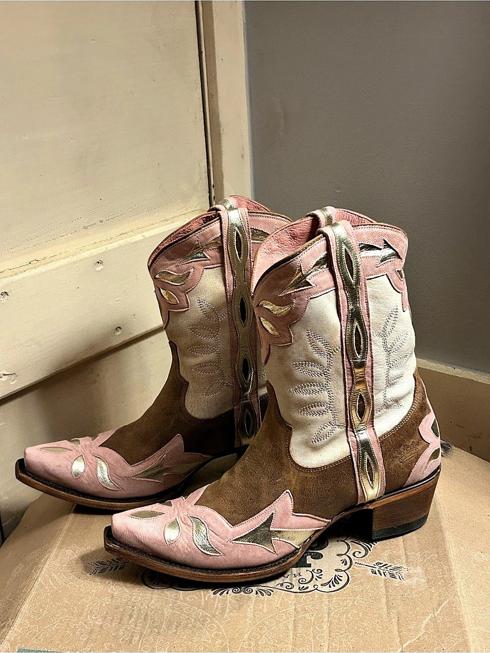 Lane Boots Dimestore Cowgirl snip toe Junk Gypsy Leather Boots NWT